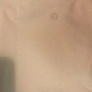 New lulu tank top size 6